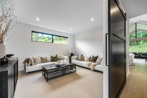 Photo of property in 8 Collings Drive, Lucas Heights, Albany, 0793