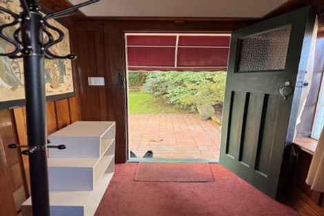 Photo of property in 5 Waiteata Road, Kelburn, Wellington, 6012
