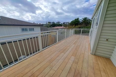 Photo of property in 37 Merriefield Avenue, Forrest Hill, Auckland, 0620