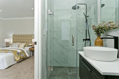 Photo of property in 47 Symes Drive, Red Beach, 0932