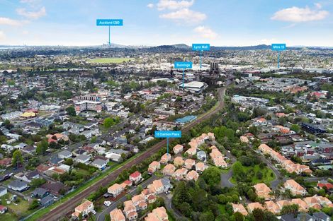 Photo of property in 10 Dainton Place, New Lynn, Auckland, 0600