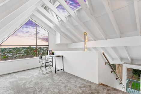 Photo of property in 42 Glenbervie Crescent, Massey, Auckland, 0614