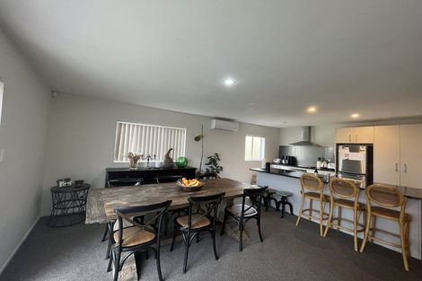 Photo of property in 22 Popokatea Drive, Takanini, 2112