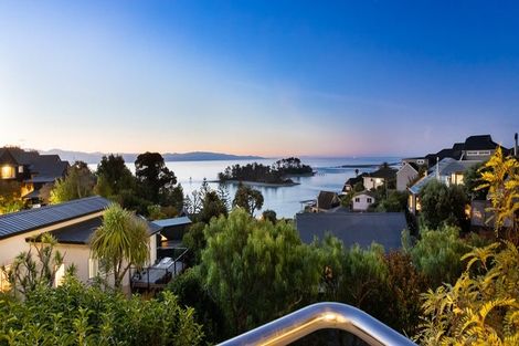 Photo of property in 4 The Cliffs, Britannia Heights, Nelson, 7010