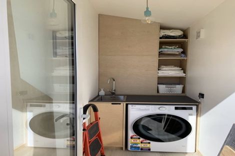 Photo of property in 7 Livingstone Street, Brooklyn, Wellington, 6021