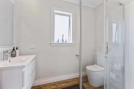 Photo of property in 11 Leith Road, Okato, New Plymouth, 4374