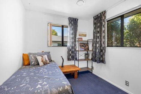 Photo of property in 10 Evatt Street, Bryndwr, Christchurch, 8053