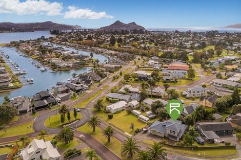Photo of property in 102 The Quay, Pauanui, Hikuai, 3579