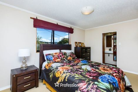 Photo of property in 5 Pempsey Street, Silverstream, Upper Hutt, 5019