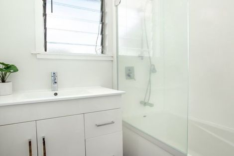 Photo of property in 4 Griffiths Place, Claudelands, Hamilton, 3214