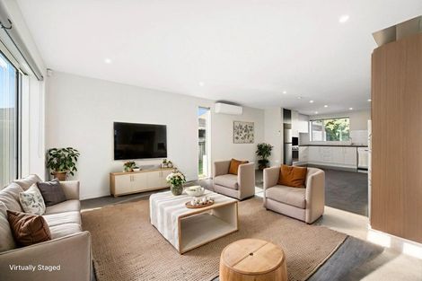 Photo of property in 10/2 Stone Street, Miramar, Wellington, 6022