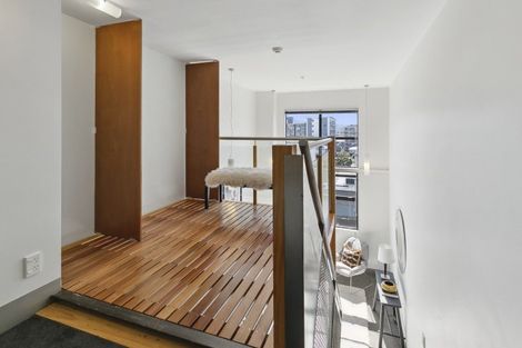 Photo of property in Urbane Apartments, 27/29 Webb Street, Mount Cook, Wellington, 6011