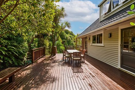 Photo of property in 46 Homewood Crescent, Karori, Wellington, 6012