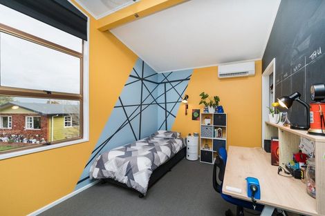 Photo of property in 32 Shelton Place, Feilding, 4702
