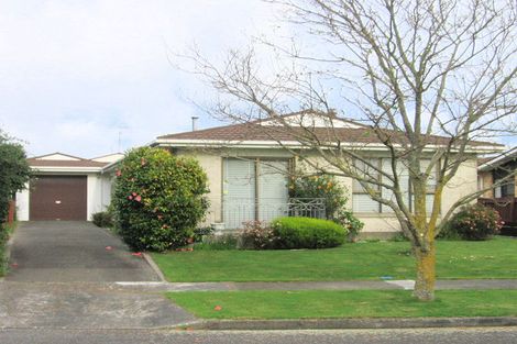Photo of property in 29a Rewarewa Crescent, Waikanae, 5036