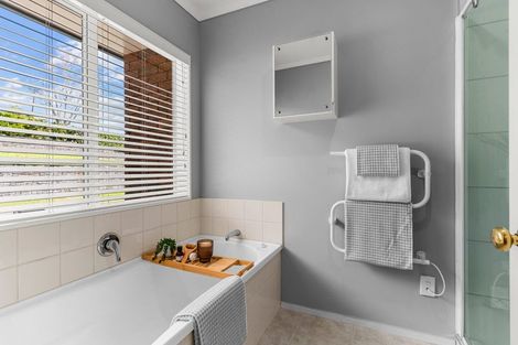 Photo of property in 17 Wairimu Way, Waipu, 0582