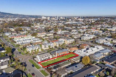 Photo of property in 49 Geraldine Street, Edgeware, Christchurch, 8013