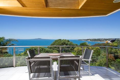 Photo of property in 33 Beulah Avenue, Rothesay Bay, Auckland, 0630