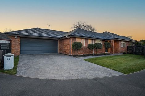 Photo of property in 10 Limes Avenue, Parklands, Christchurch, 8083