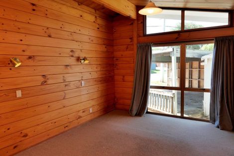 Photo of property in 186 Matai Road, Raumati Beach, Paraparaumu, 5032