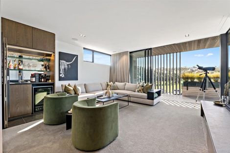 Photo of property in 41 Craig Road, Milford, Auckland, 0620