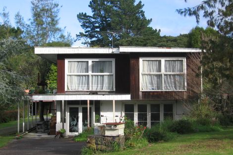 Photo of property in 27 Hartley Terrace, Massey, Auckland, 0614