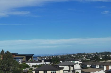 Photo of property in 1004a East Coast Road, Northcross, Auckland, 0630