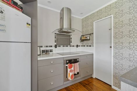 Photo of property in 4 Wera Street, Hawera, 4610