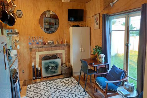 Photo of property in 1 Dustin Street, Foxton Beach, Foxton, 4815