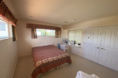 Photo of property in 3 Radstock Grove, Churton Park, Wellington, 6037