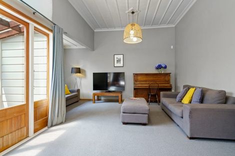 Photo of property in 14 Grosvenor Street, Cambridge, 3434