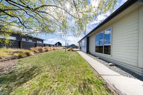 Photo of property in 14 Rhoboro Road, Twizel, 7901
