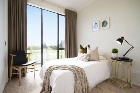 Photo of property in 10 Hull Road, Waiuku, 2123