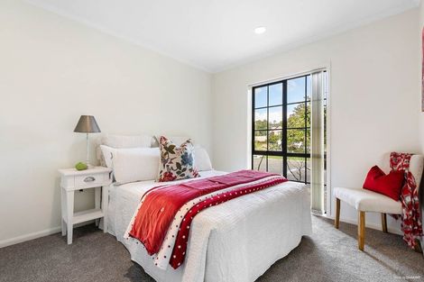 Photo of property in 237 Kilkenny Drive, East Tamaki Heights, Auckland, 2016
