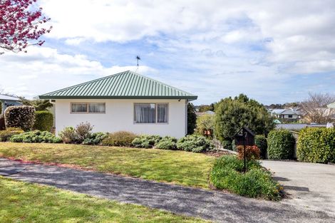 Photo of property in 7 Glenburn Place, Nawton, Hamilton, 3200