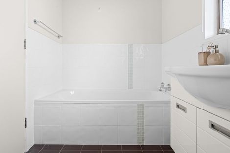 Photo of property in 6 Cranmere Drive, Tamahere, Hamilton, 3283