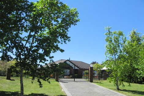 Photo of property in 11 Ardilea Avenue, Stoke, Nelson, 7011