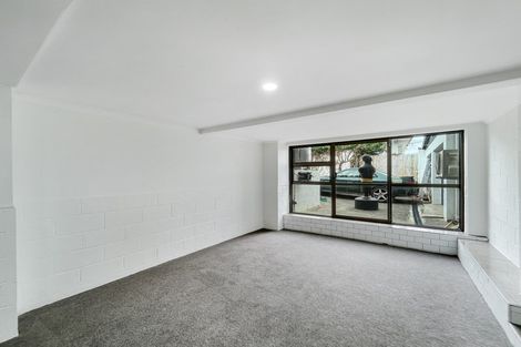 Photo of property in 37 Lancaster Road, Beach Haven, Auckland, 0626