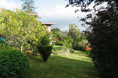 Photo of property in 16 Sherwood Lane, Cashmere, Christchurch, 8022