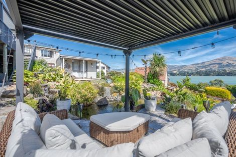 Photo of property in 18 Haywards Lane, Duvauchelle, 7581