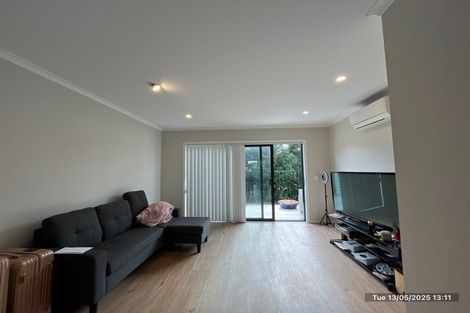 Photo of property in 2/125b Metcalfe Road, Ranui, Auckland, 0612