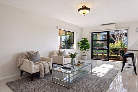 Photo of property in 5 Stirling Place, Dinsdale, Hamilton, 3204