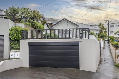 Photo of property in 18 Rewa Road, Hataitai, Wellington, 6021