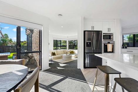 Photo of property in 27 Delamare Road, St Andrews, Hamilton, 3200