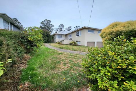 Photo of property in 16 Oxford Street, Holmes Hill, Oamaru, 9401
