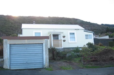Photo of property in 7 Monowai Road, Ravensbourne, Dunedin, 9022