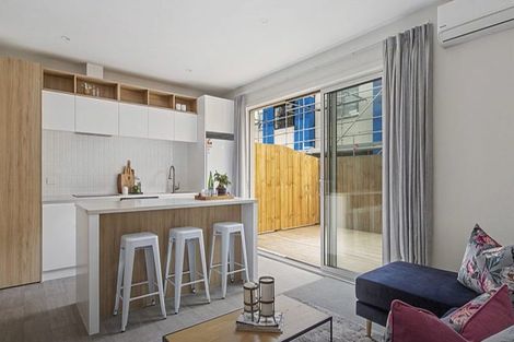 Photo of property in 1/28 Cameron Road, Hamilton East, Hamilton, 3216