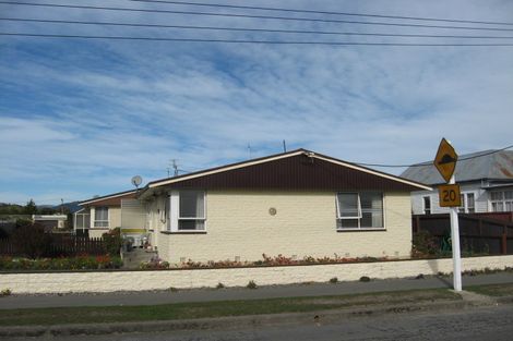 Photo of property in 5/113 Middlepark Road, Sockburn, Christchurch, 8042
