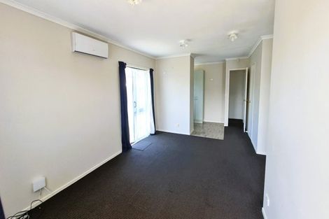 Photo of property in 7 Station Road, Takanini, 2112