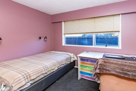 Photo of property in 48 Chipping Lane, Redwood, Christchurch, 8051